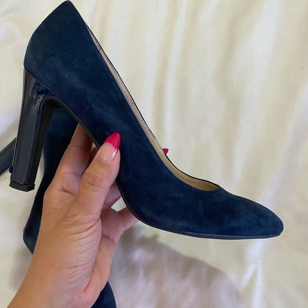 Navy suede Franco Sarto heels 7.5